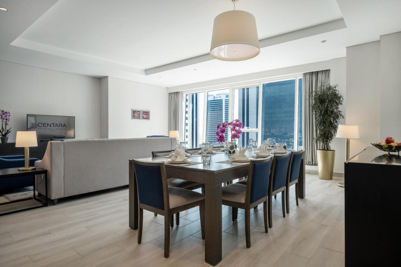 Centara West Bay Hotel & Residences Ad-Dauha Zewnętrze zdjęcie A dining room at the Ritz-Carlton, DIFC