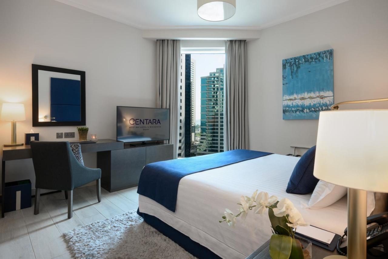 Centara West Bay Hotel & Residences Ad-Dauha Zewnętrze zdjęcie A bedroom at the hotel