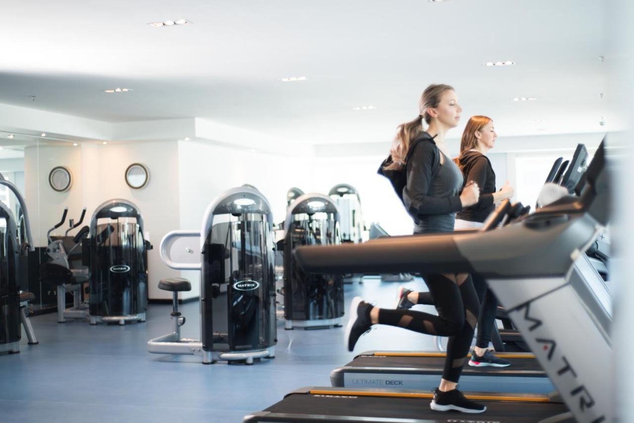 Centara West Bay Hotel & Residences Ad-Dauha Zewnętrze zdjęcie The gym at the InterContinental